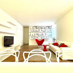Domus - Ampia Moderna Casa Su 2 Piani Nel Cuore Di Appartement